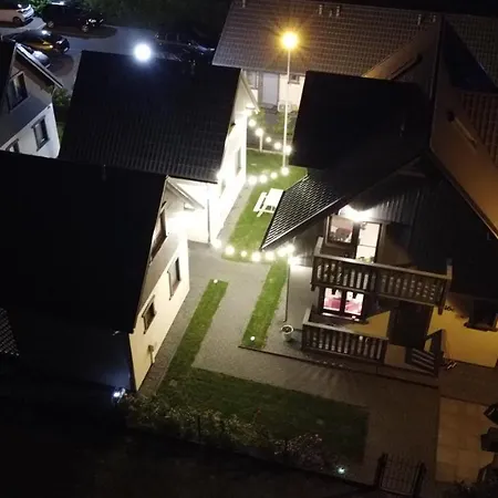 Reyes Ii - Klimatyzowane Homestay Krynica Morska