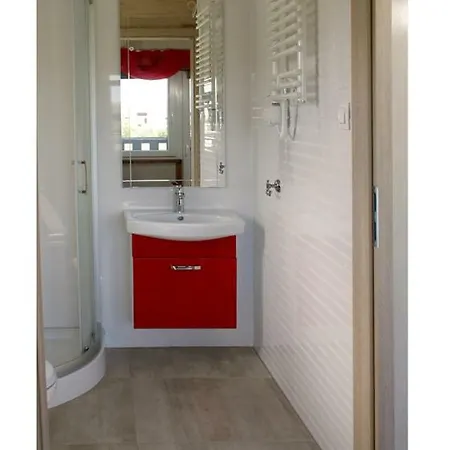 Δωμάτια σε οικογενειακή κατοικία Reyes Ii - Klimatyzowane Krynica Morska